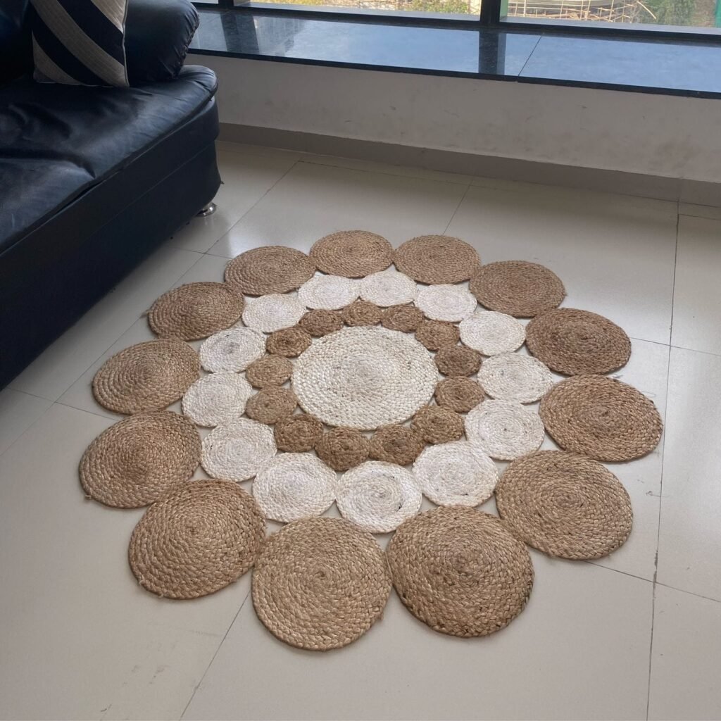 Round braided jute rug – natural jute carpet for export from India